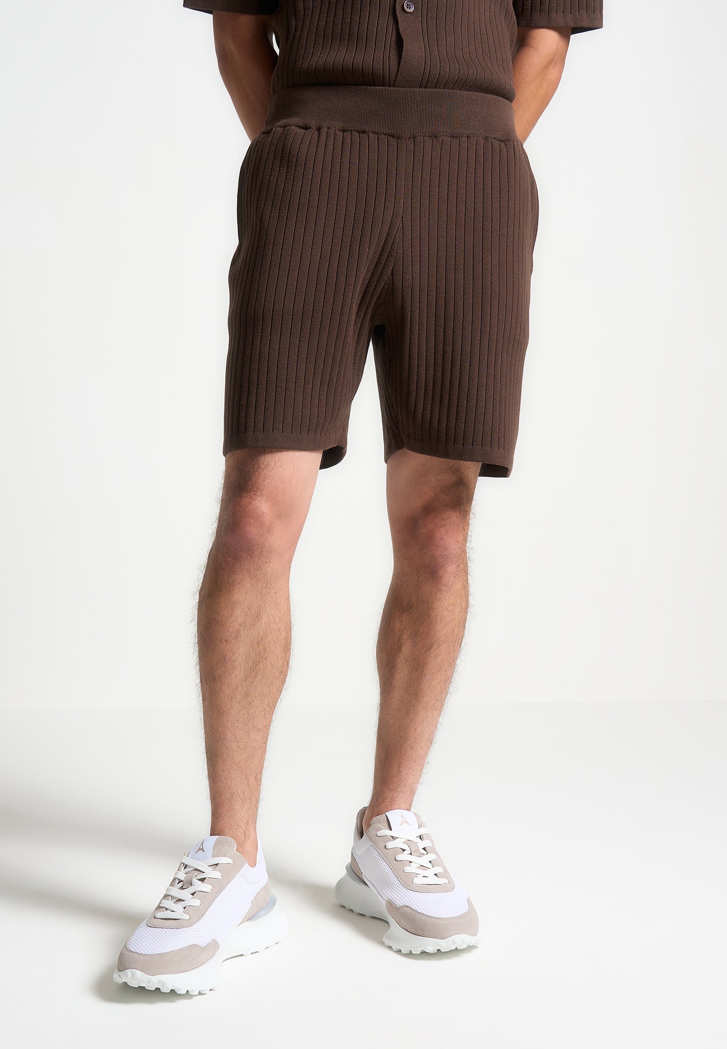 Ribbed Knit Shorts - Brown