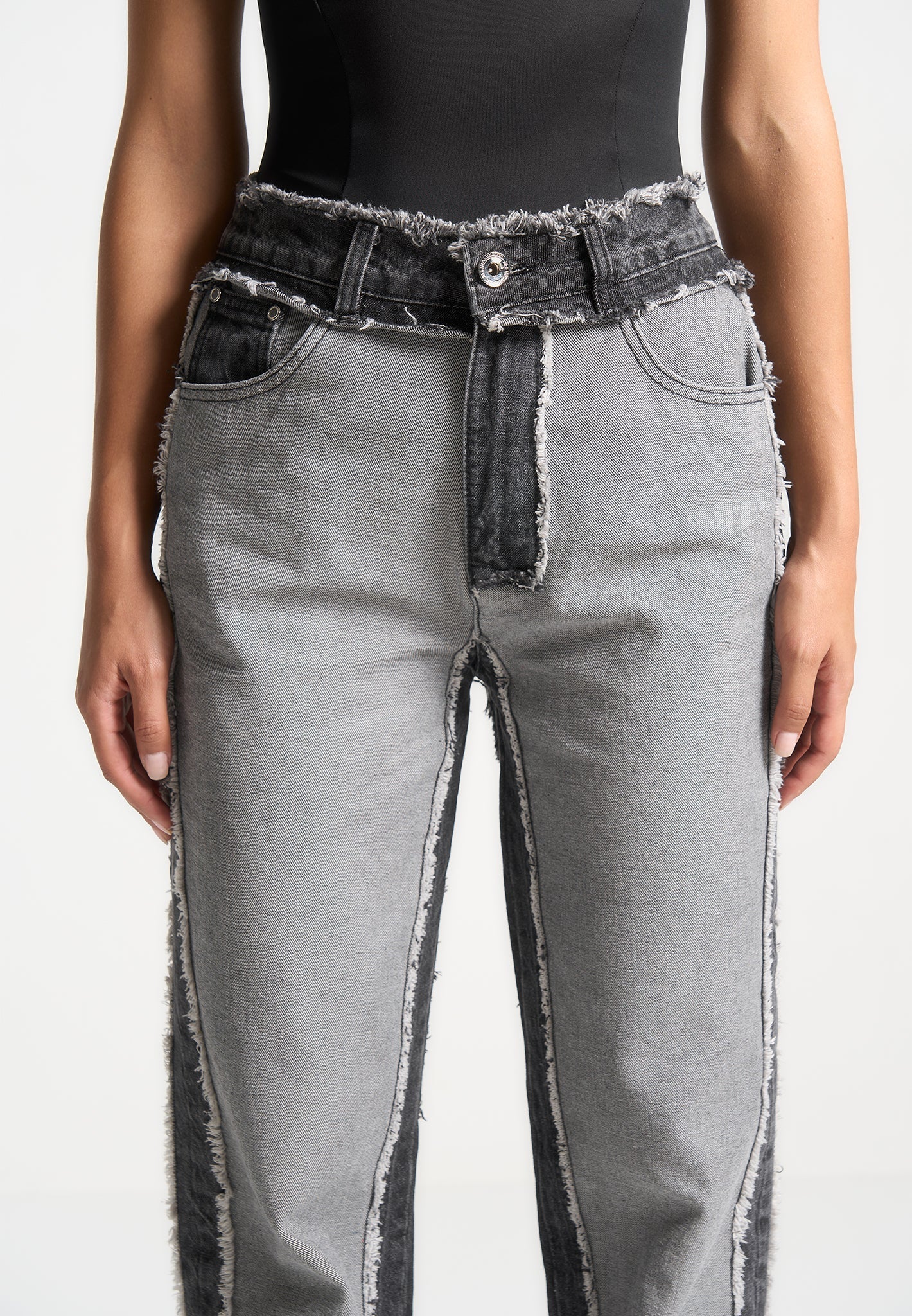 Distressed Mom Jeans - Washed Black